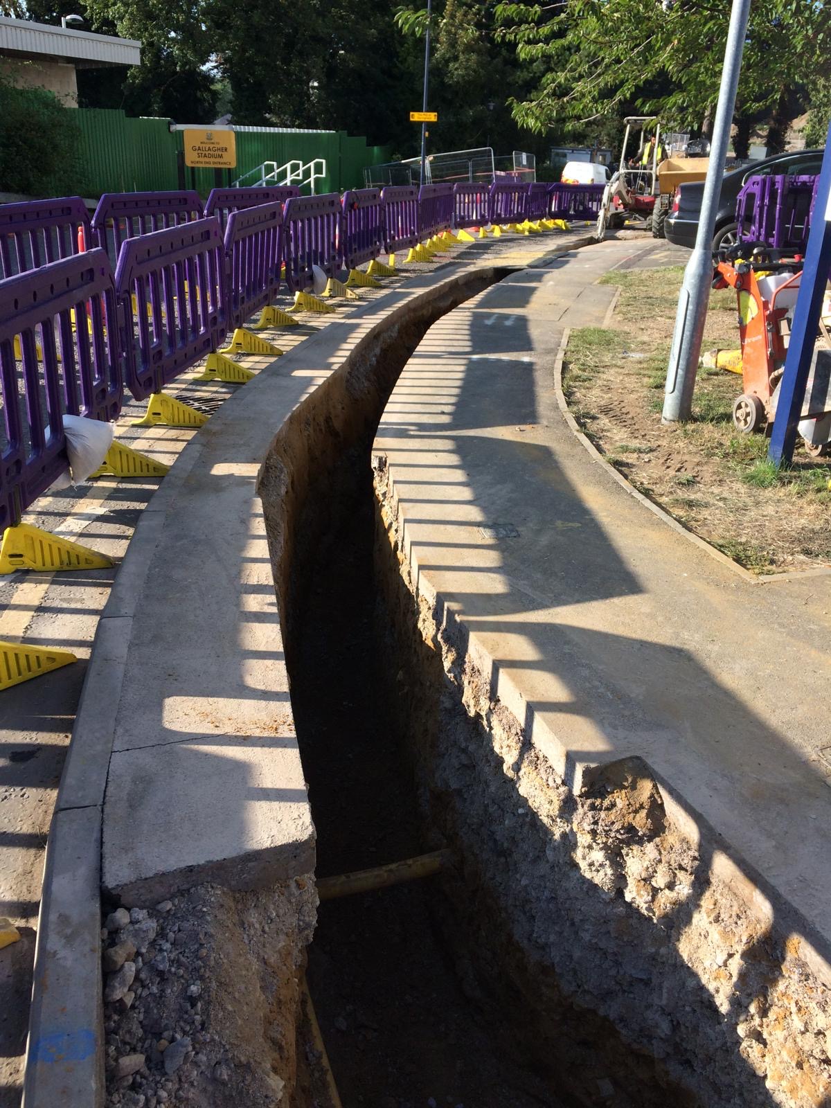 Telecoms civils duct trench excavation